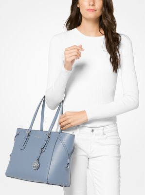 Voyager Medium Crossgrain Leather Tote Bag