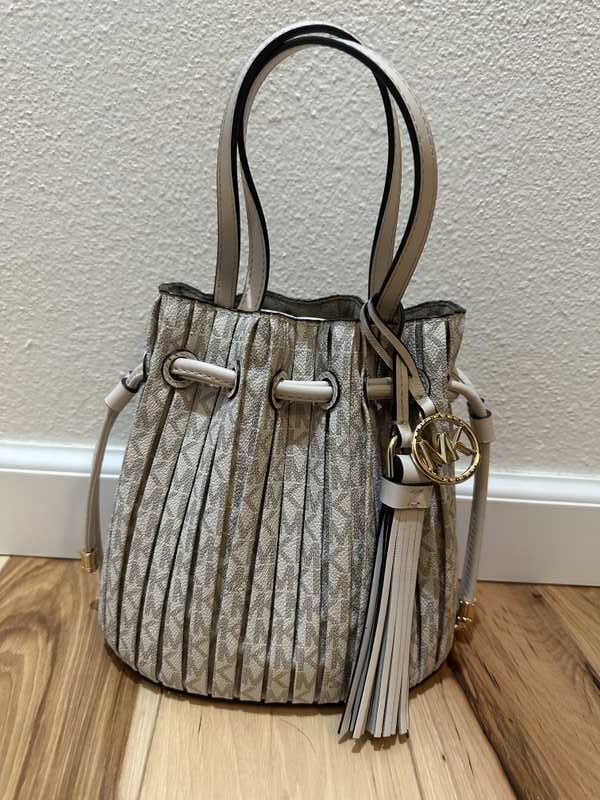 Willa Extra-Small Pleated Logo Tote Bag – Michael Kors Pre-Loved