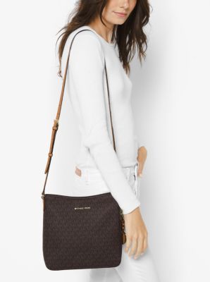 Michael kors jet set travel large logo sales messenger